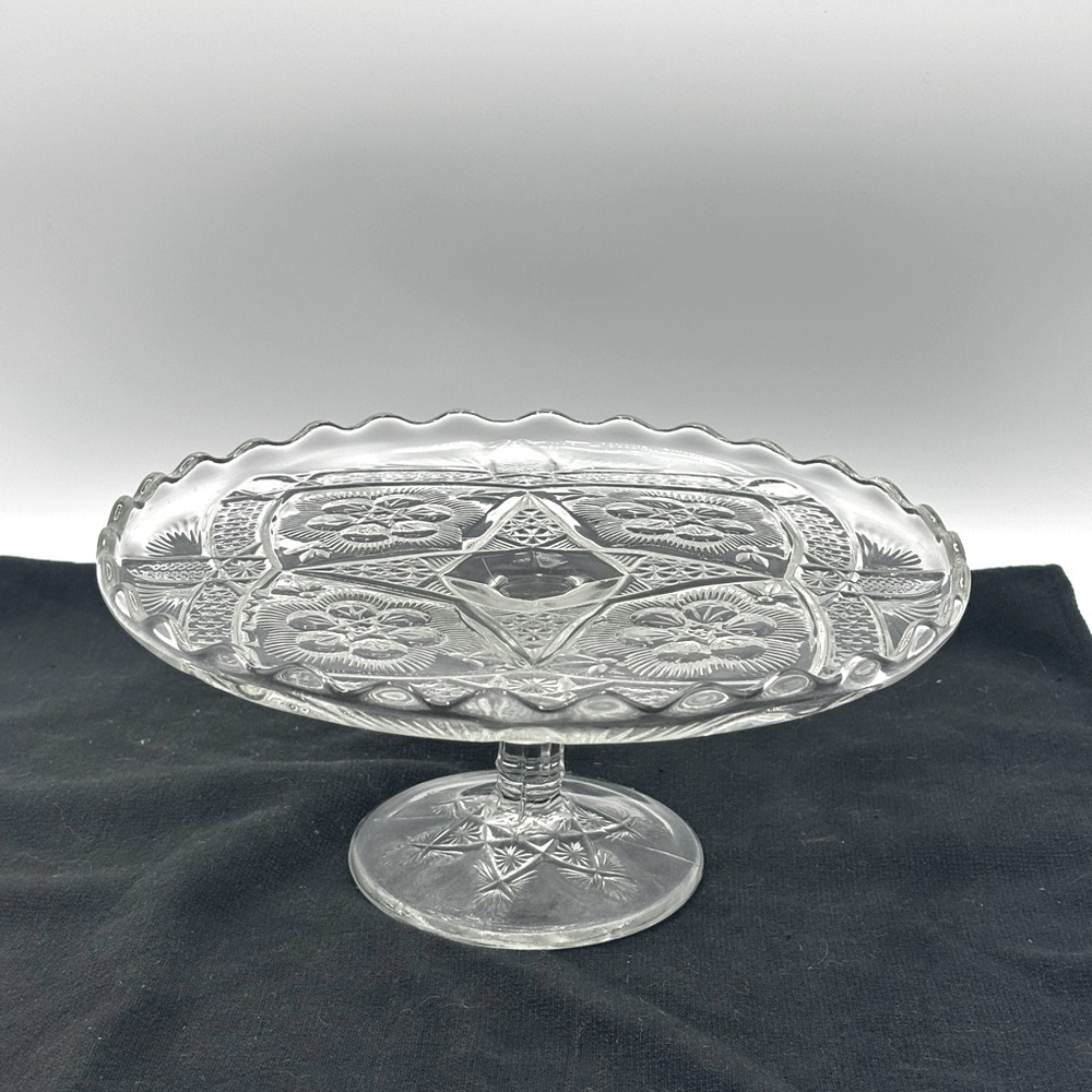 EAPG Rayed Flower Cake dessert plate #132 Indiana Glass 1905-1920 93/8" x 41/4"